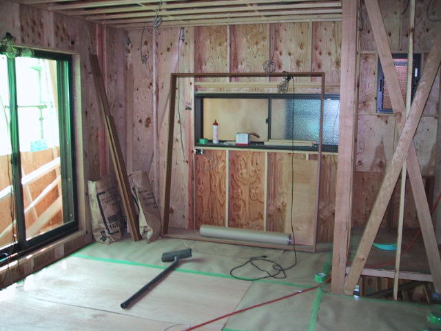 建築中写真_2Fキッチン側