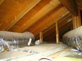 屋根裏の様子