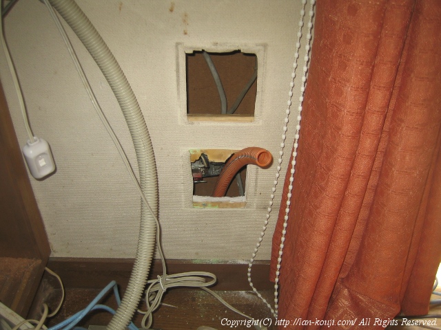 電話線側の様子